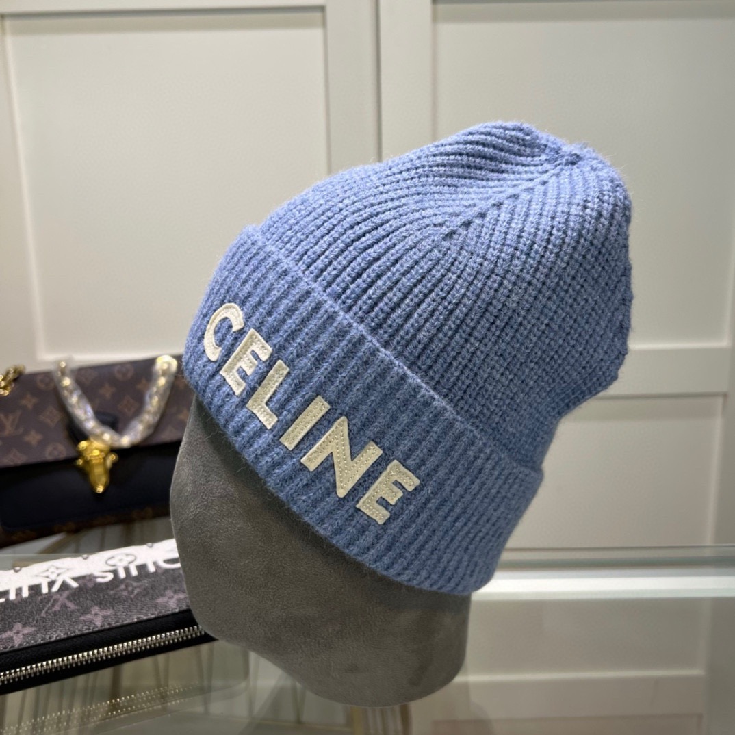 Bagsaaa Ce1i*e Blue Beanie