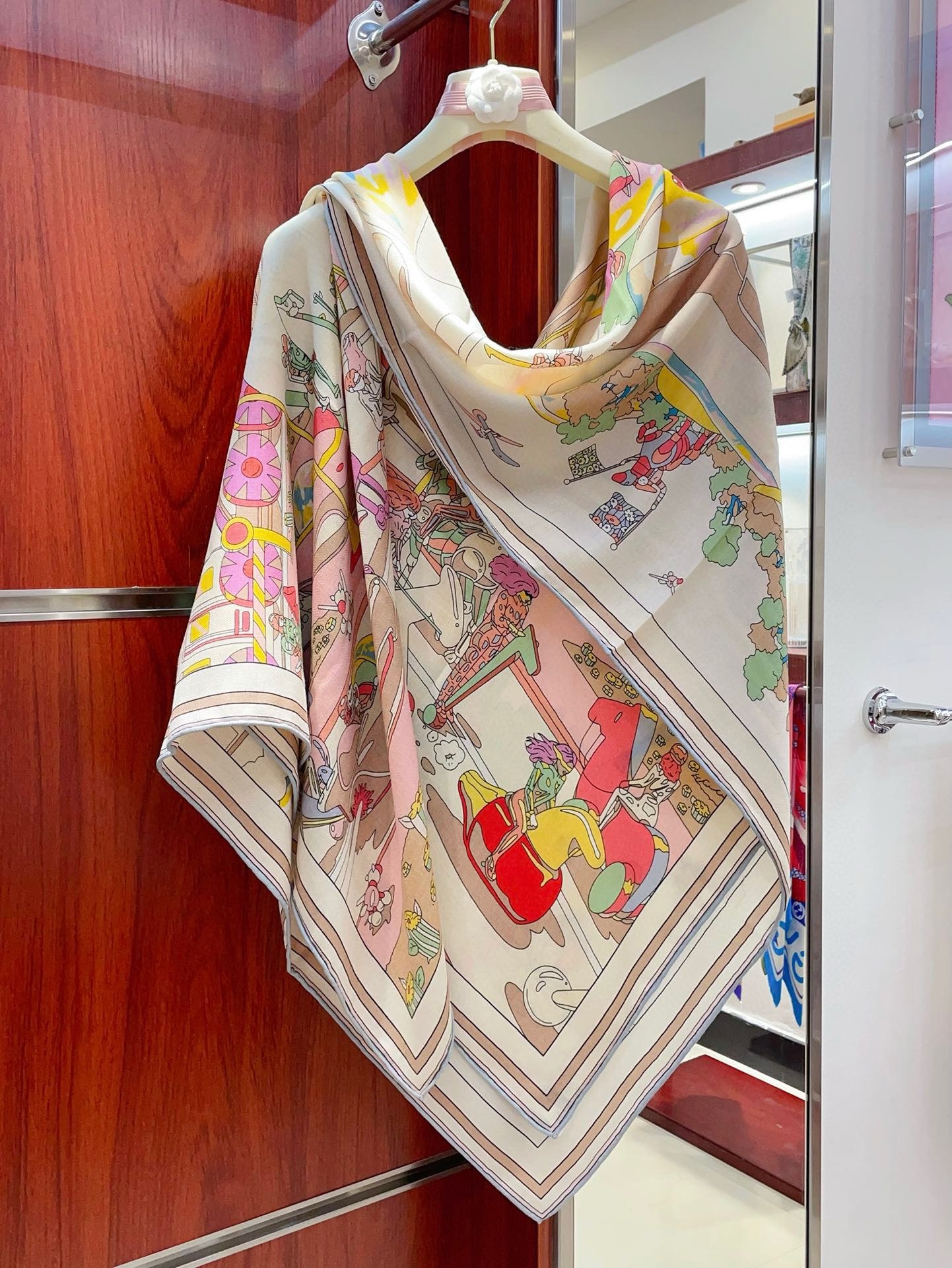 Bagsaaa H**me5 Scarf 02