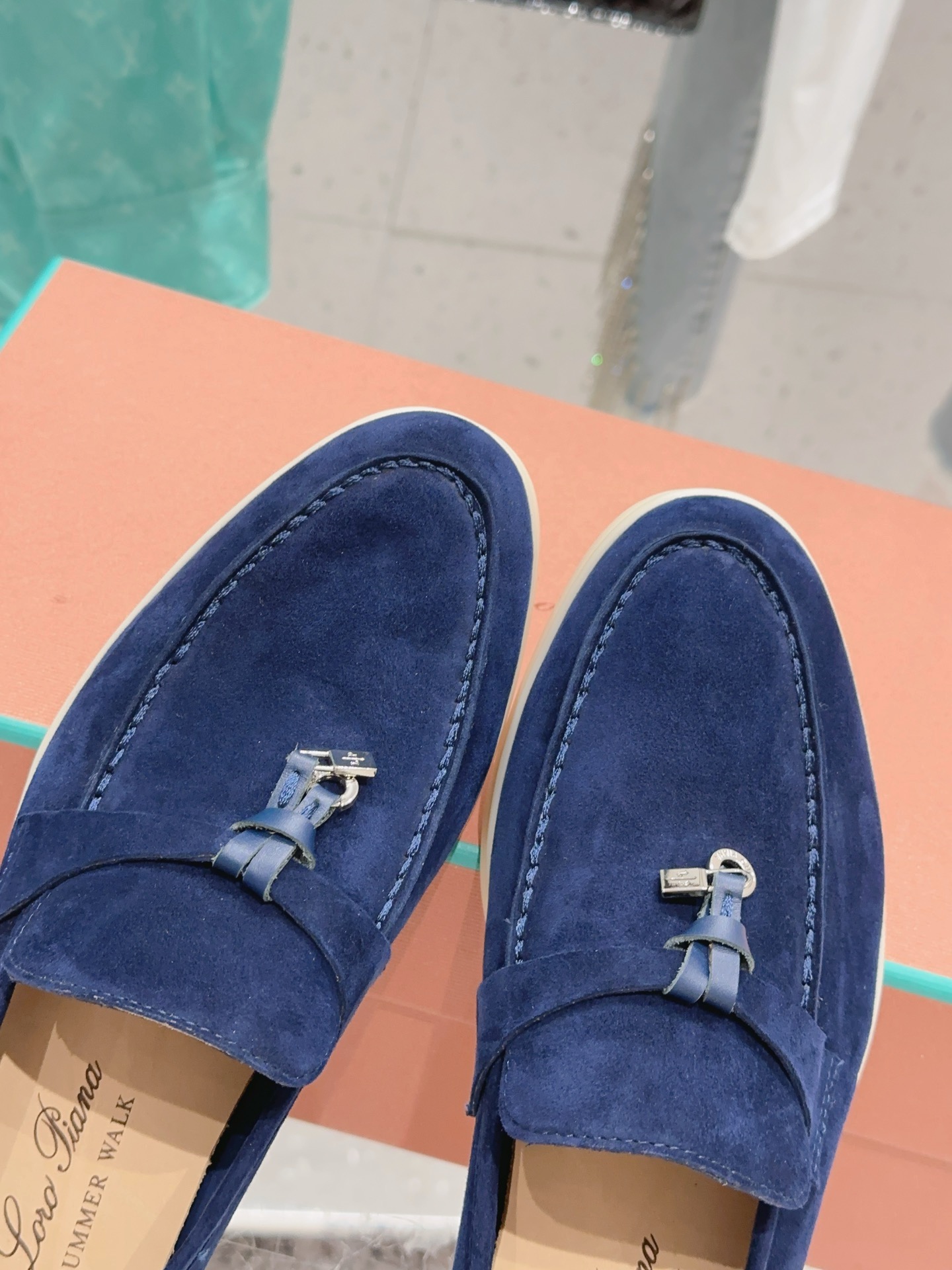 Bagsaaa L0r0 P1ana Summer Charms Walk Moccasin Navy Blue Suede