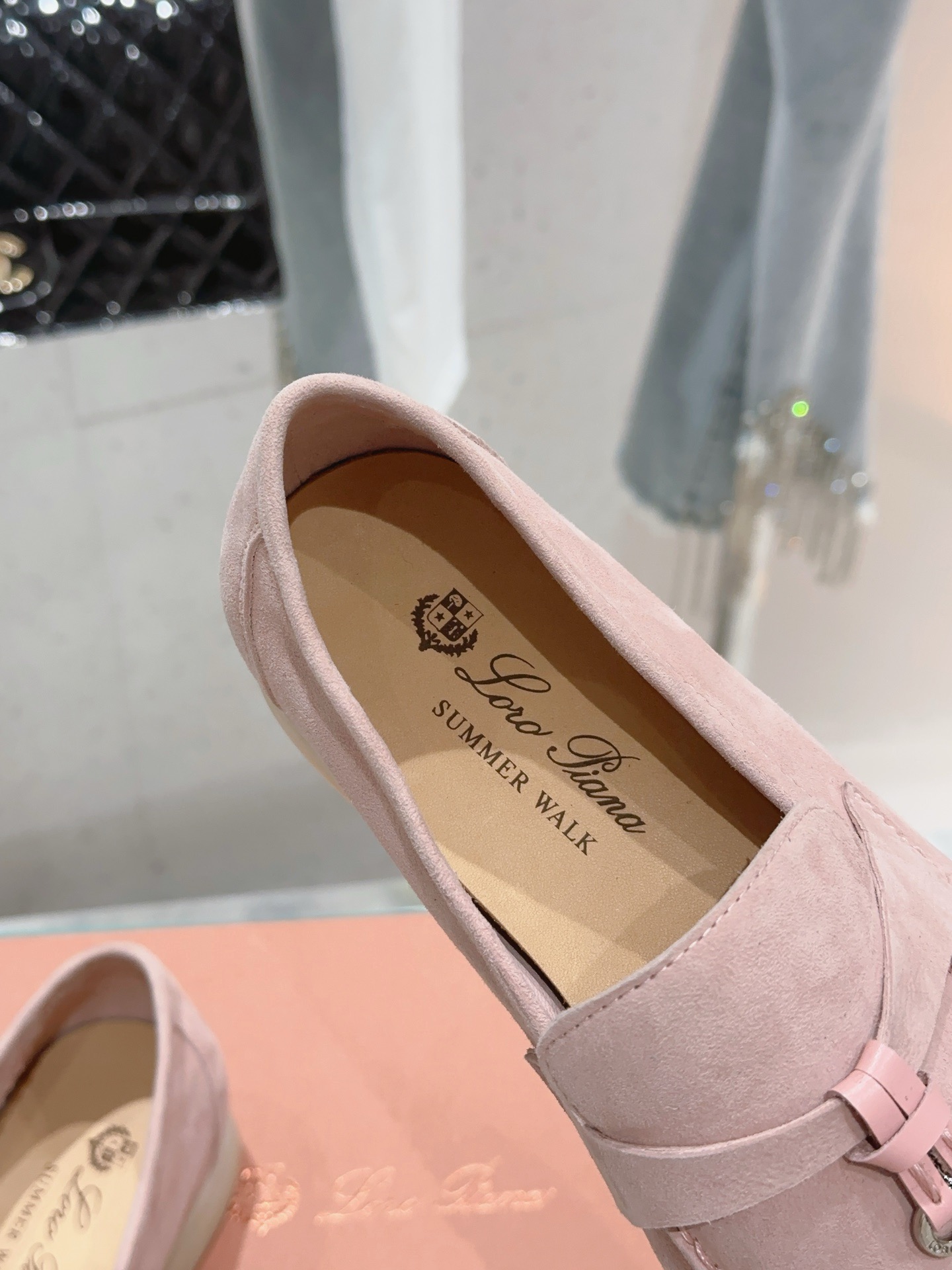Bagsaaa L0r0 P1ana Summer Charms Walk Moccasin Pink Suede