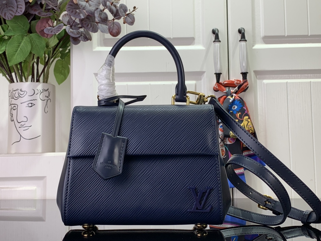 Bagsaaa L0vis Vvtt0n M25228 Cluny Mini Bag Navy Blue - 20 x 16 x 7.5 cm