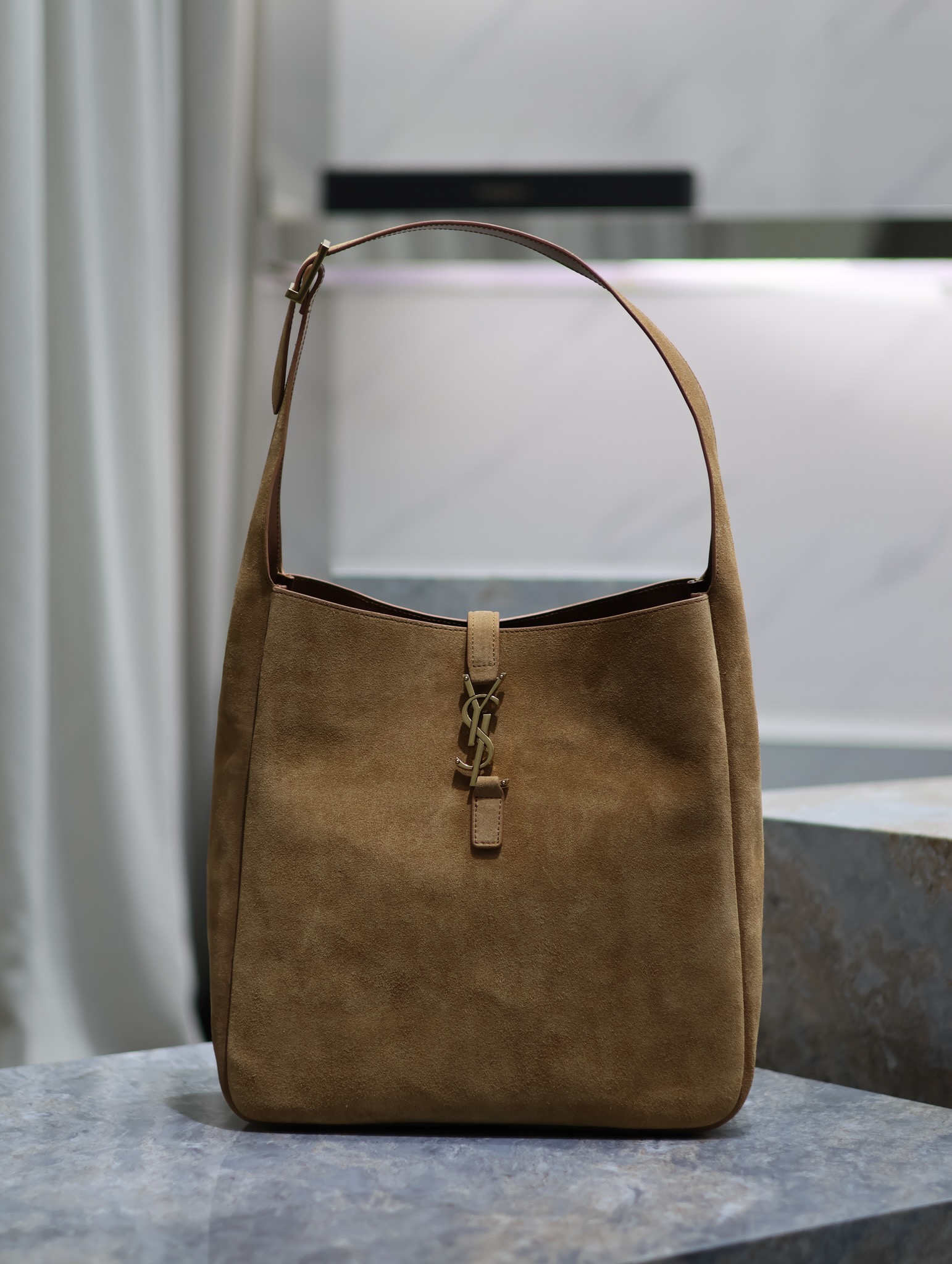 Bagsaaa Y51 Le 5 À 7 S*pple Large In Suede Brown - 30 X 31 X 13 CM