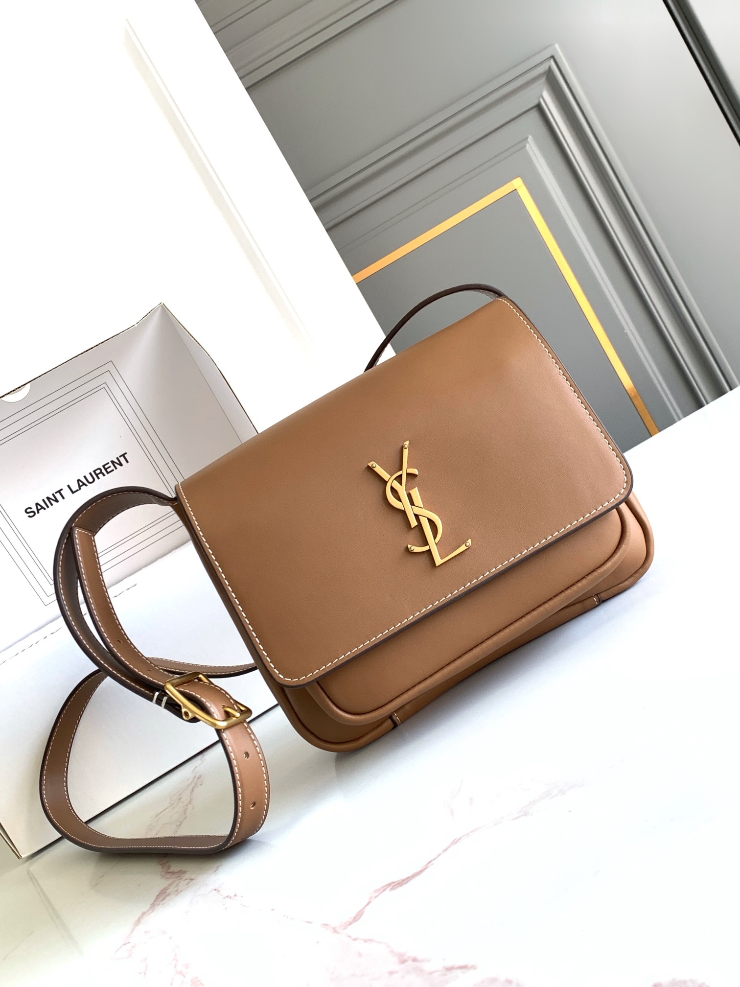 Bagsaaa Y51 Niki besace in leather light brown - 21.5 X 16 X 9.5 CM