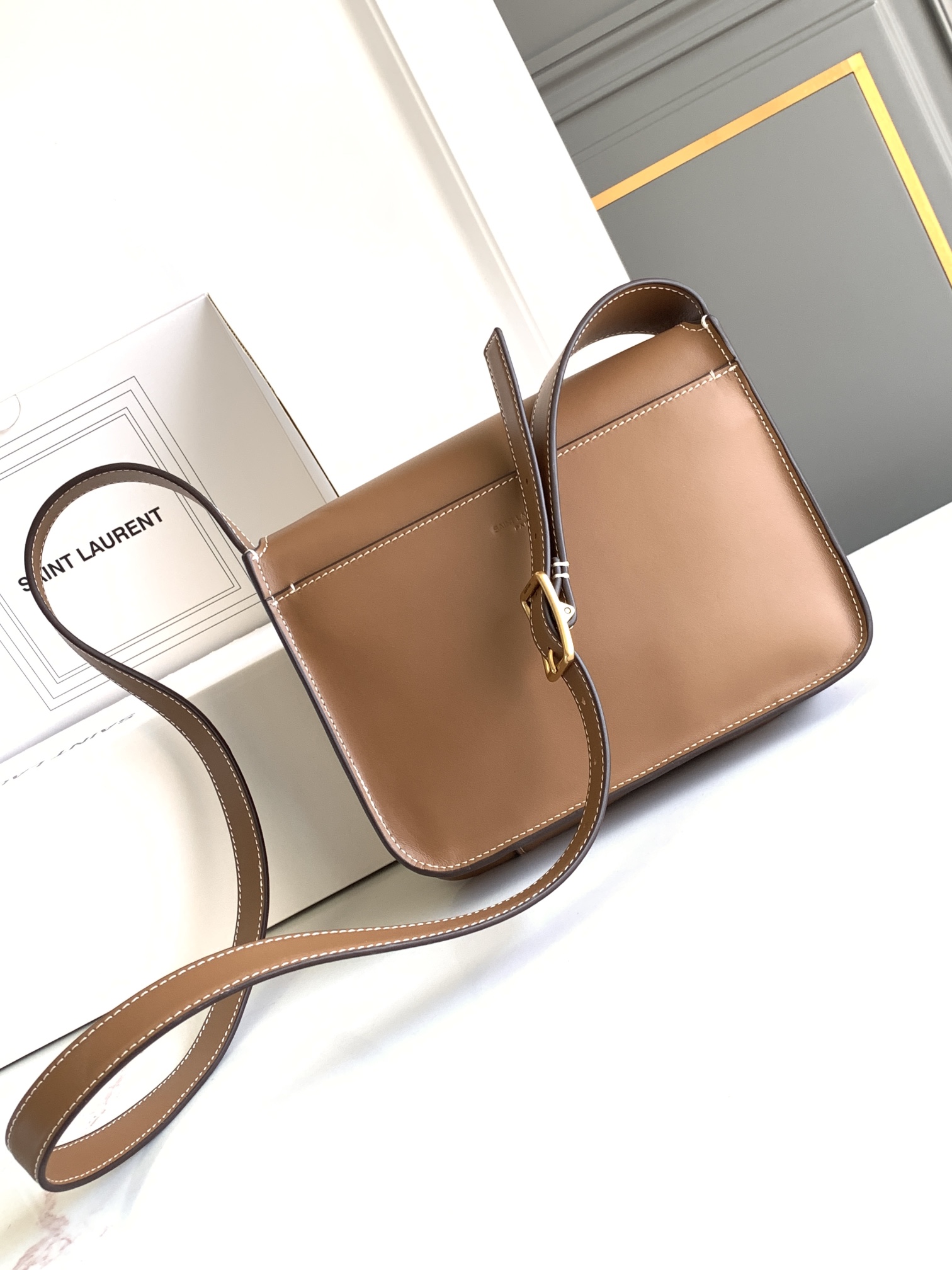 Bagsaaa Y51 Niki besace in leather light brown - 21.5 X 16 X 9.5 CM