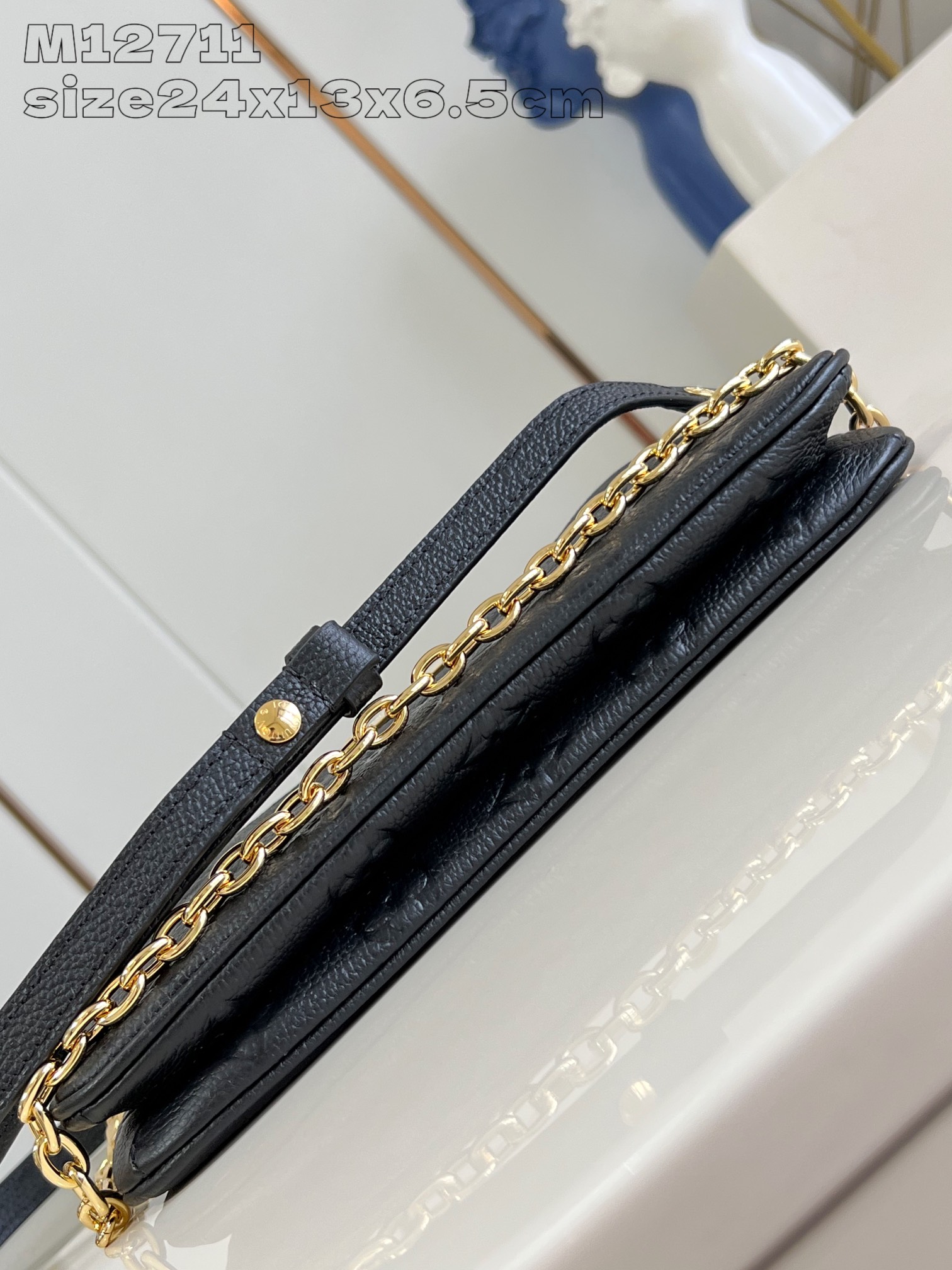 Bagsaaa L0vis Vvtt0n M83301 Liv Pochette Bag Black - 24x13x6.5cm