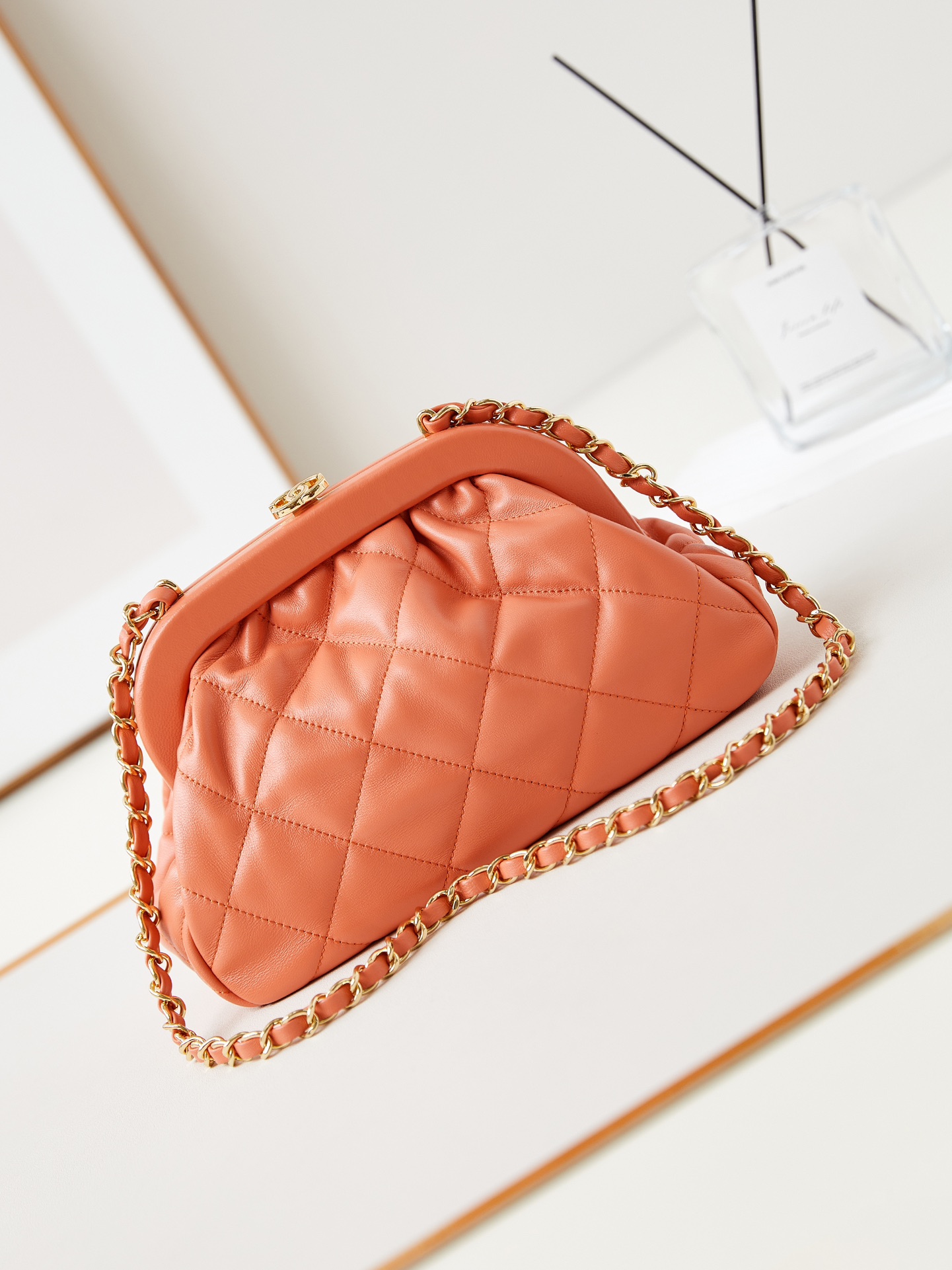 Bagsaaa Ch**el Clutch Lambskin Coral AS4717 - 16 × 24 × 8 cm