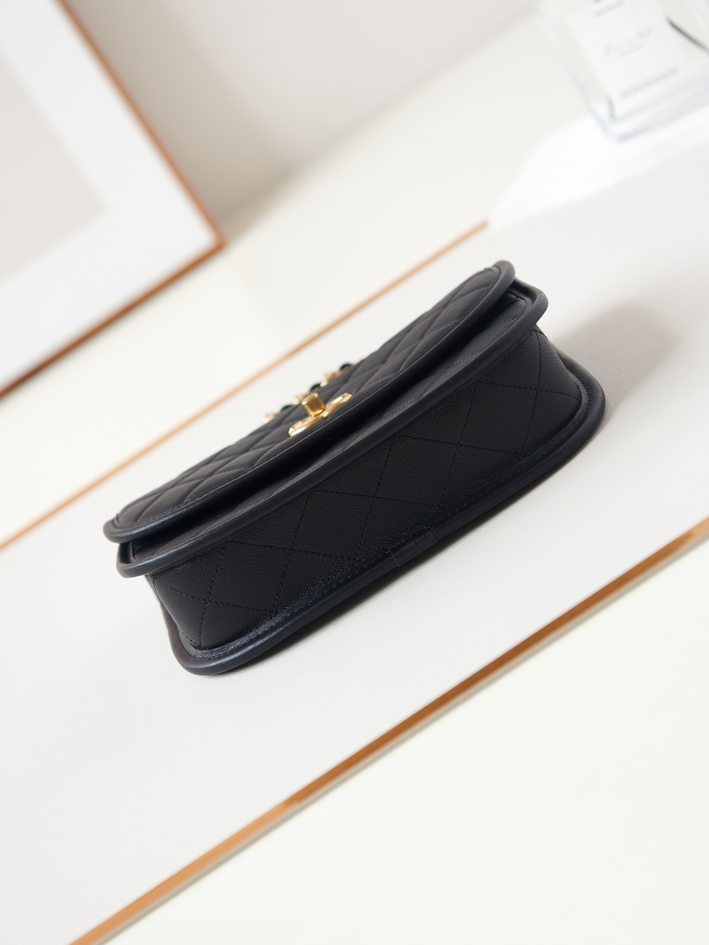 Bagsaaa Ch**el Messenger Bag AS4845 Black Calfskin - 16.5 × 23.5 × 5.5 cm