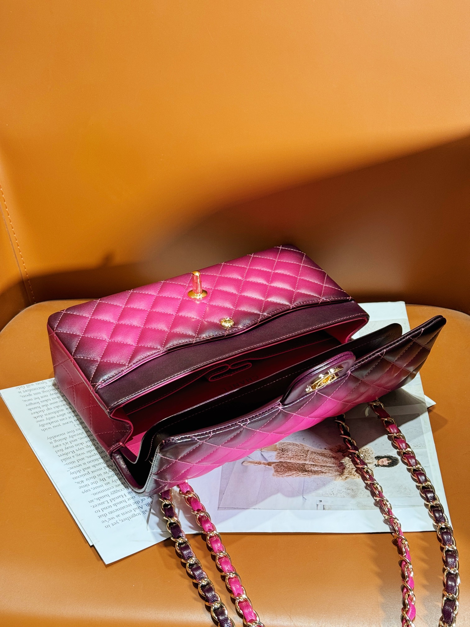 Bagsaaa Ch**el Flap Bag Classic 11.12 Gradient Lambskin Fuchsia A01112 - 15.5 × 25.5 × 6.5 cm
