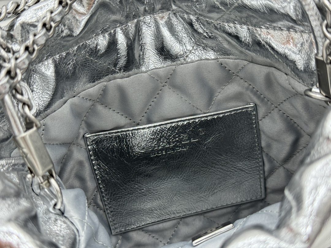 Bagsaaa Ch**el 22 Mini Handbag Metallic Lambskin Silver AS3980 - 20 × 19 × 6 cm