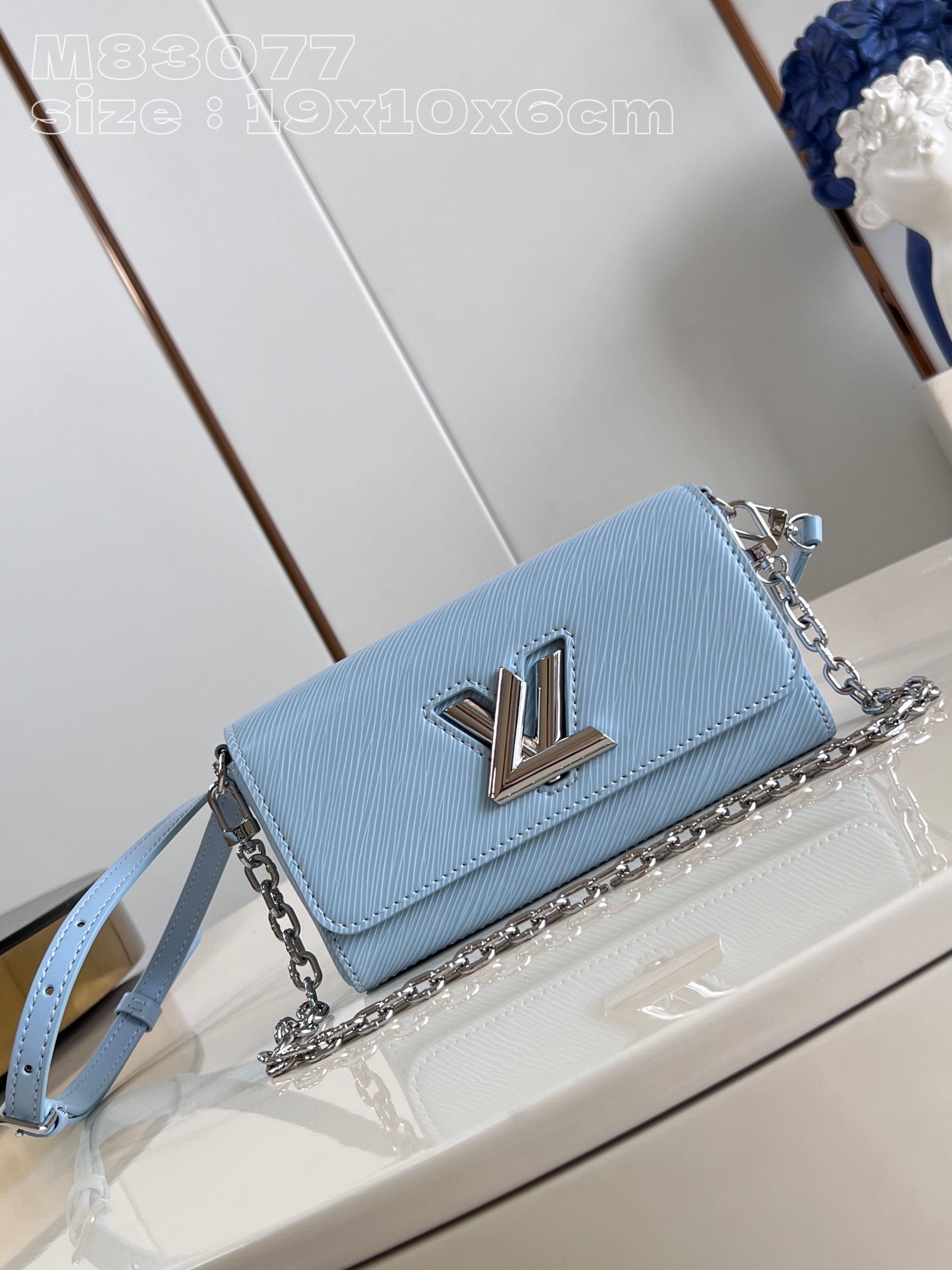 Bagsaaa L0vis Vvtt0n M83478 Twist West Pochette Bag Ice Blue - 19 x 10.5 x 6.5 cm