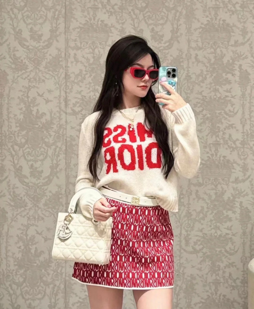 Bagsaaa D10r Sweater Ecru Cashmere and Silk Knit with Red Miss D10r Graffiti Motif
