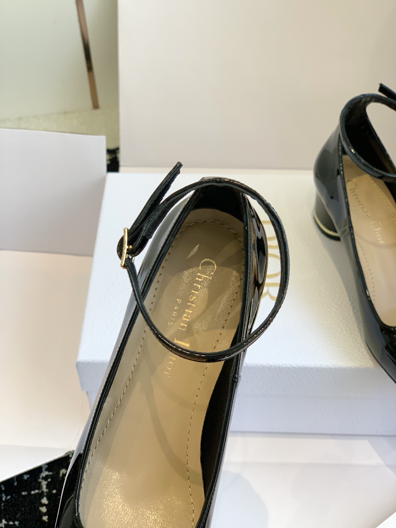 Bagsaaa Miss D10r Pump Black Patent Calfskin