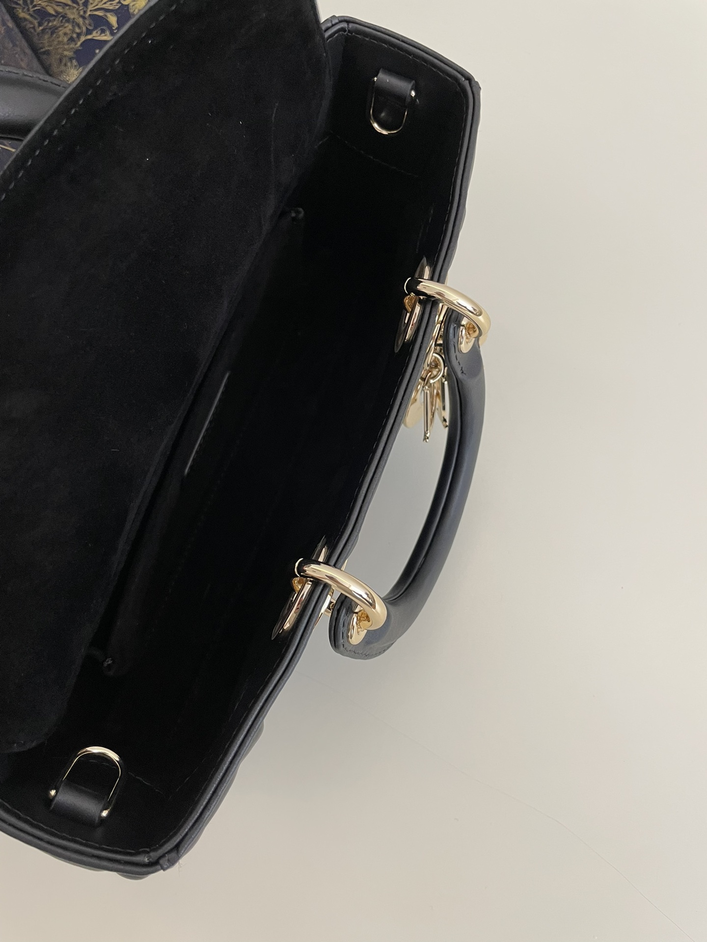 Bagsaaa D10r Medium Lady D-Joy Bag Black Graphic Cannage Calfskin - 26 x 13.5 x 5 cm