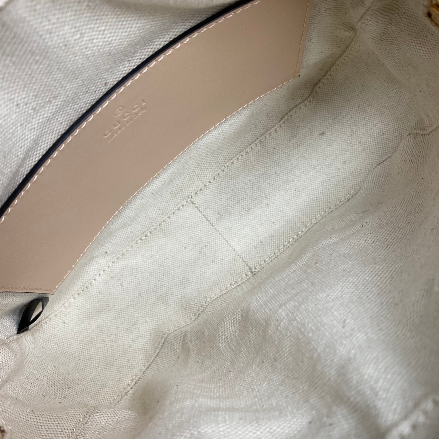 Bagsaaa GG Matelassé Small Shoulder Bag ‎702234 Beige - 21.5 x 17 x 7.5 cm