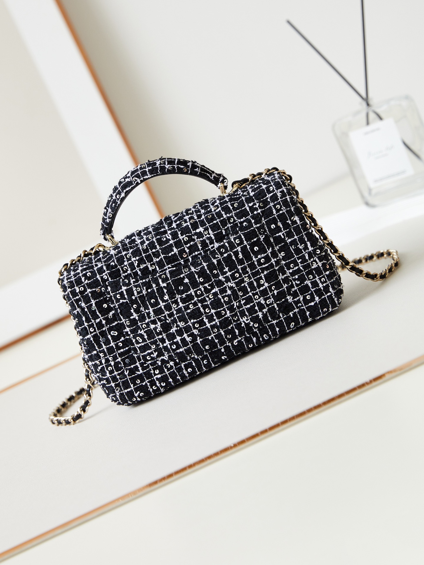 Bagsaaa Ch**el Mini Classic Handbag With Top Handle AS2431 Sequin Black & White Tweed - 12 × 20 × 6 cm