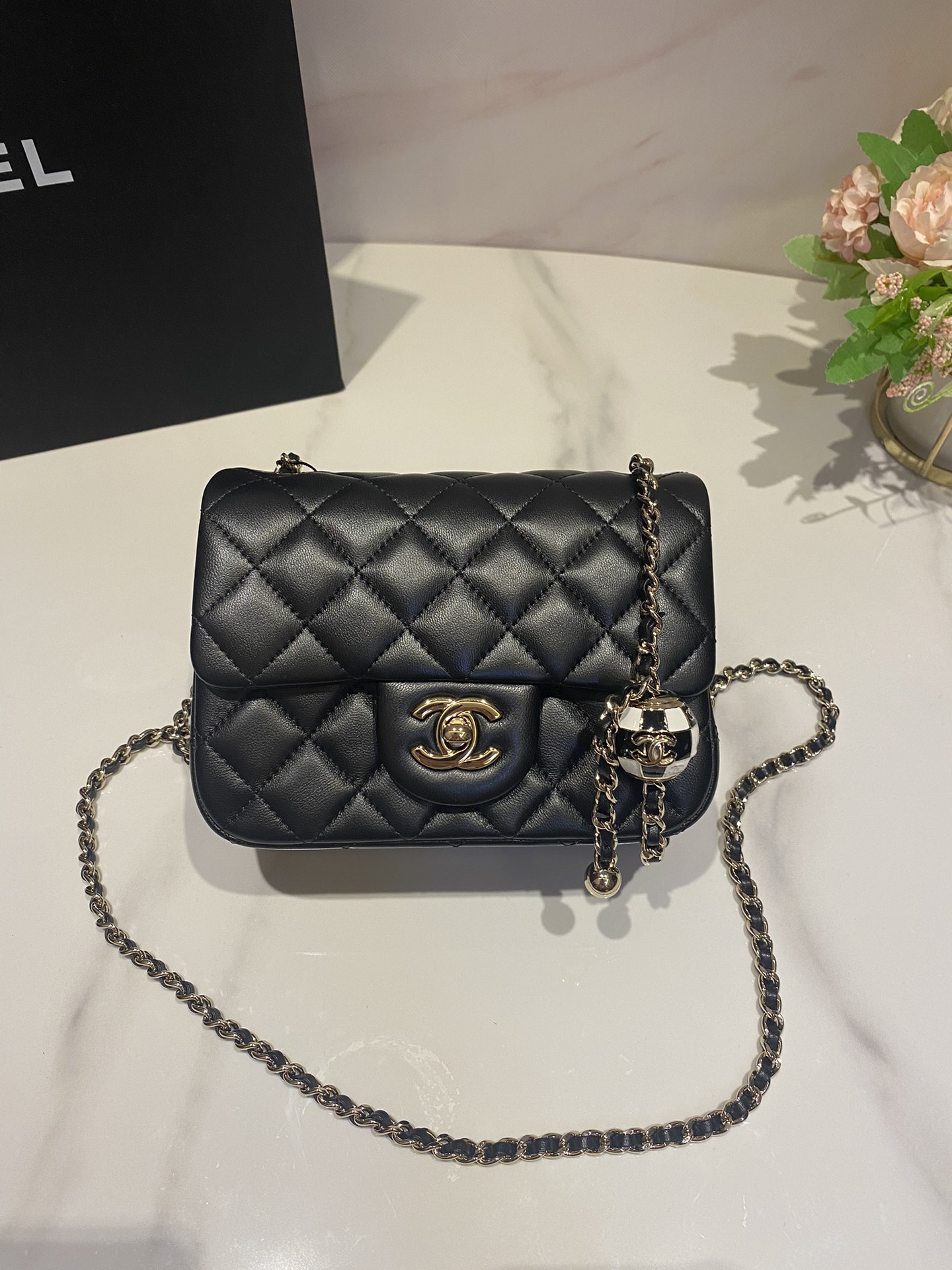Bagsaaa Ch**el Mini Square Flap Bag Black Lambskin Pearl Crush Ball AS1786 - 13×17×7cm