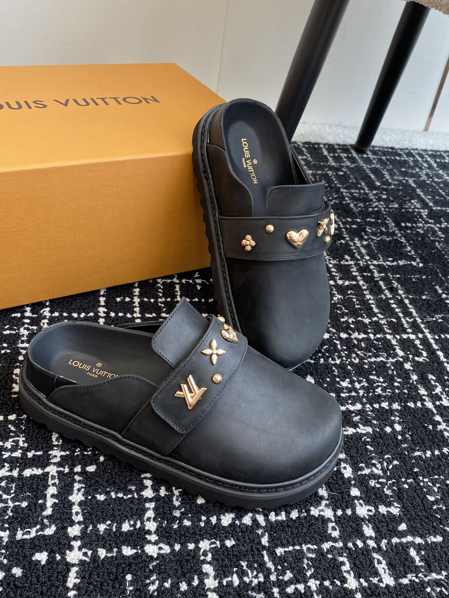 Bagsaaa L0vis Vvtt0n LV Cosy Flat Comfort Clog Black