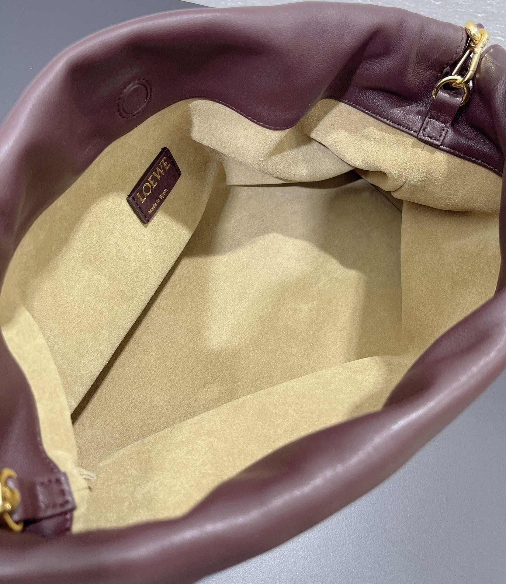 Bagsaaa L0ew* Medium Flamenco purse in mellow nappa lambskin Dark Burgundy - 30X20X10.5 cm