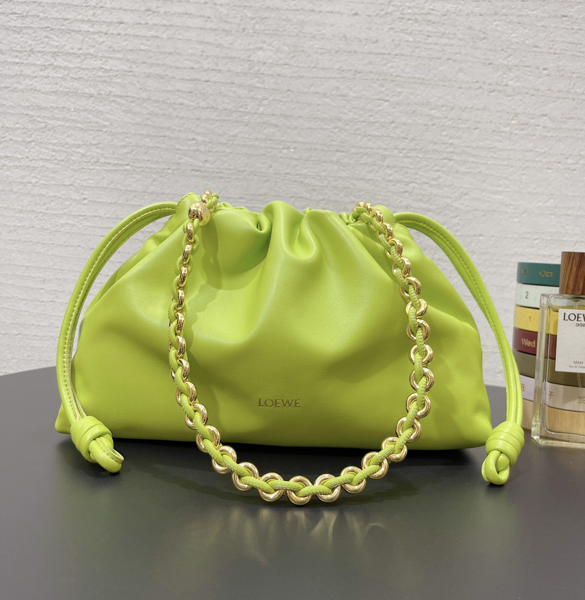 Bagsaaa L0ew* Medium Flamenco purse in mellow nappa lambskin Anise- 30X20X10.5 cm