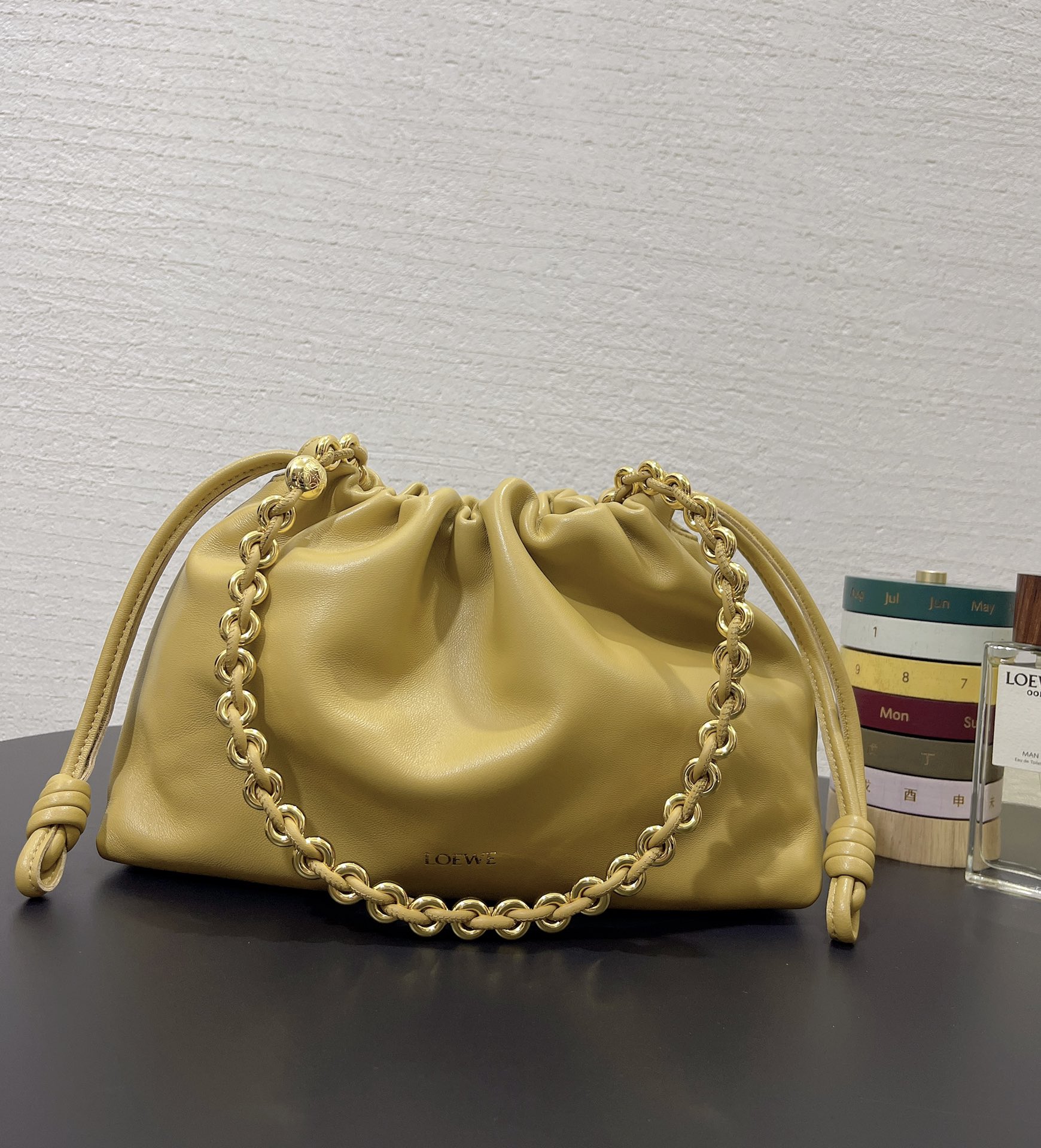 Bagsaaa L0ew* Medium Flamenco purse in mellow nappa lambskin sahara - 30X20X10.5 cm