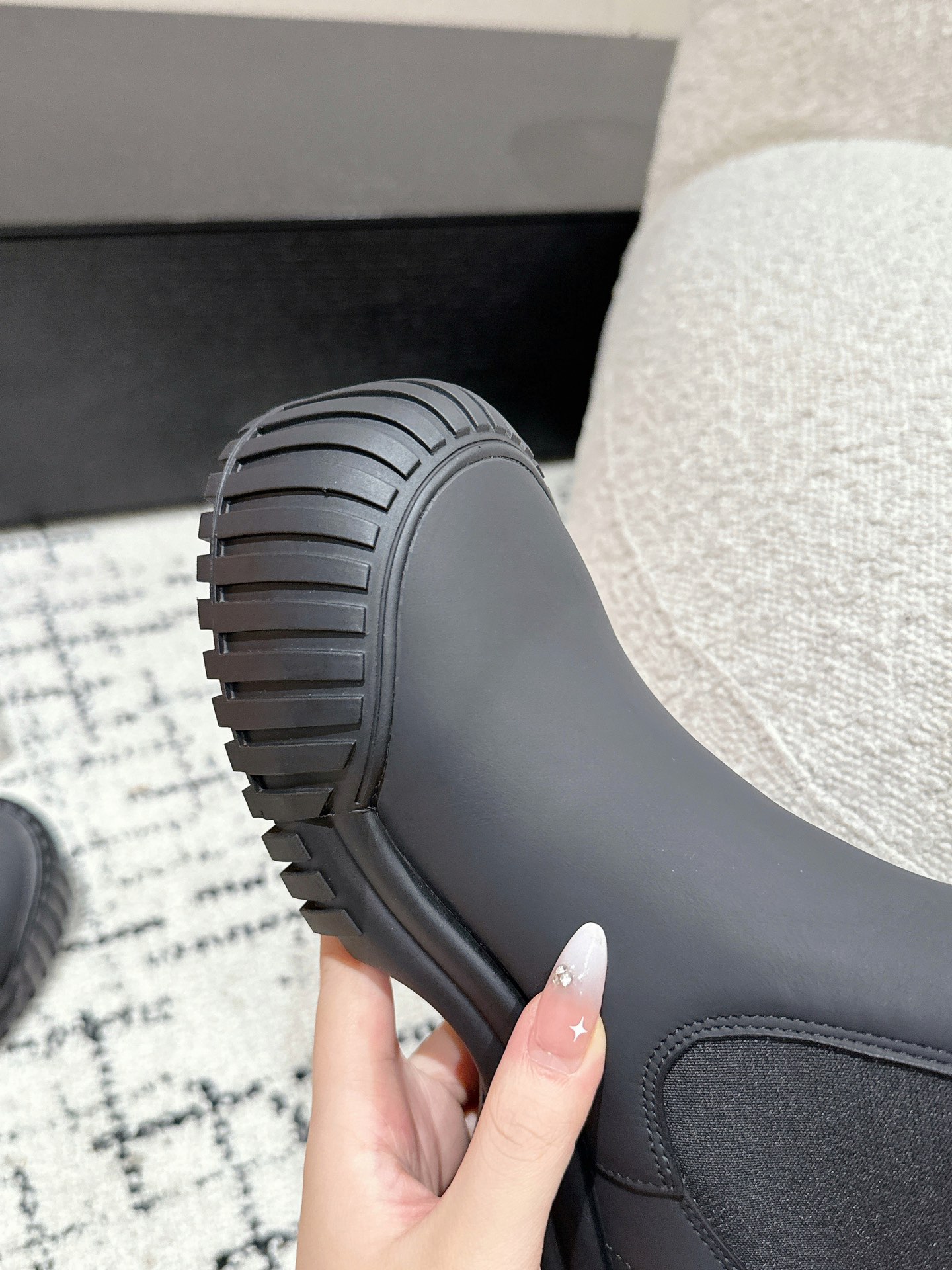 Bagsaaa L0vis Vvtt0n Ruby Flat Ankle Boot Black