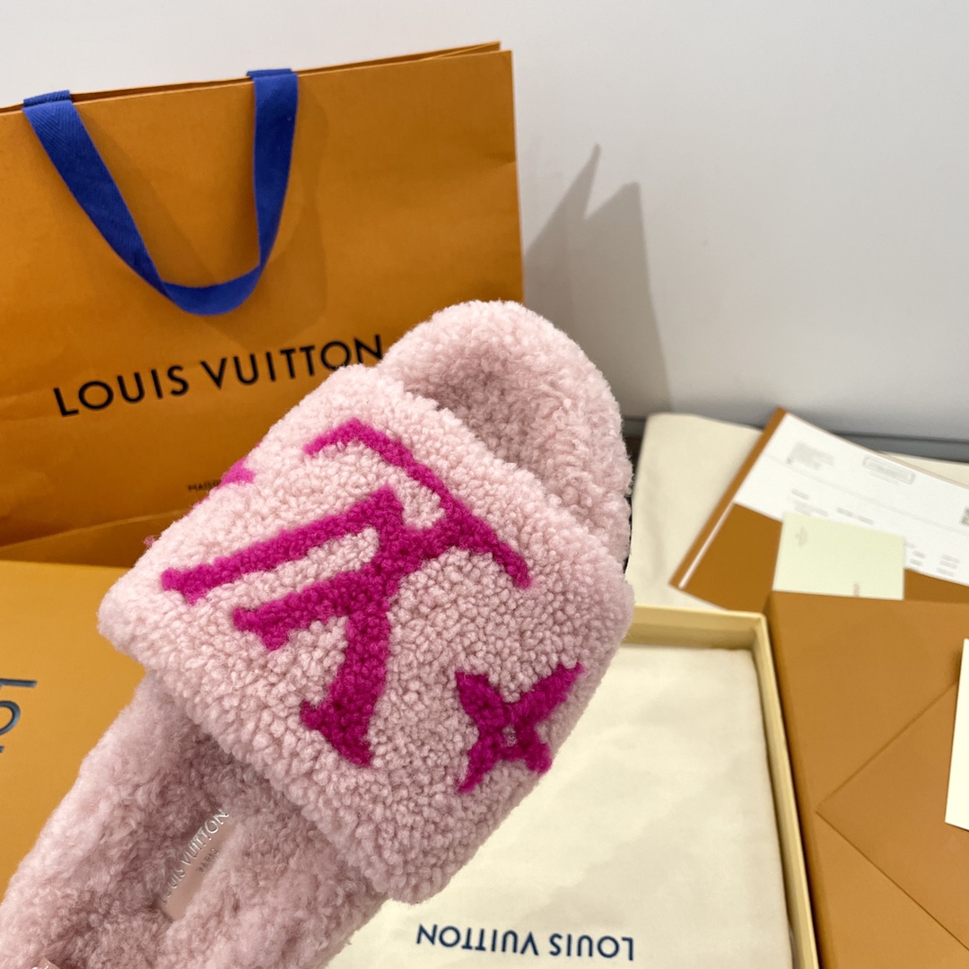 Bagsaaa L0vis Vvtt0n Paseo Shearling Slippers Pink