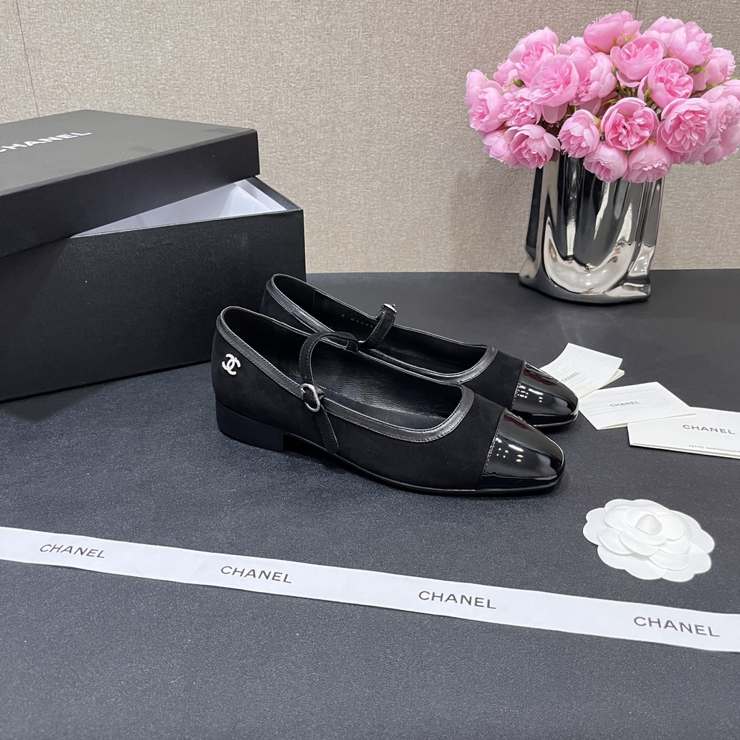 Bagsaaa Ch**el Mary Janes G46001 Black
