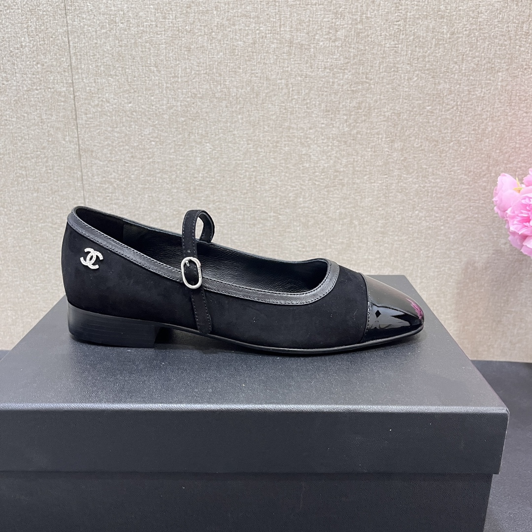 Bagsaaa Ch**el Mary Janes G46001 Black