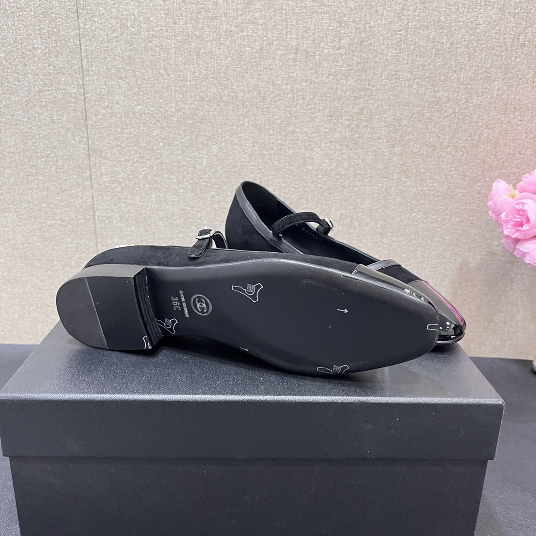 Bagsaaa Ch**el Mary Janes G46001 Black