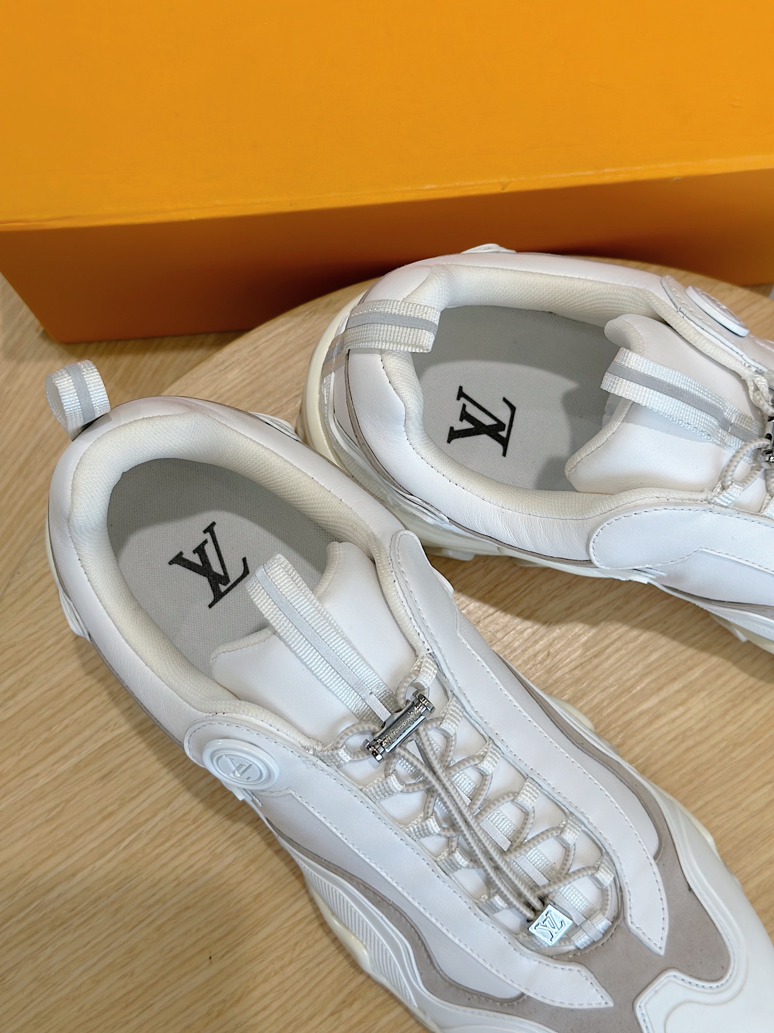 Bagsaaa LV Rush Sneaker White