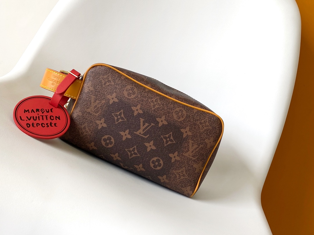 Bagsaaa L0vis Vvtt0n M11765 Locker Dopp Kit Monogram Dust - 23 x 13 x 12 cm