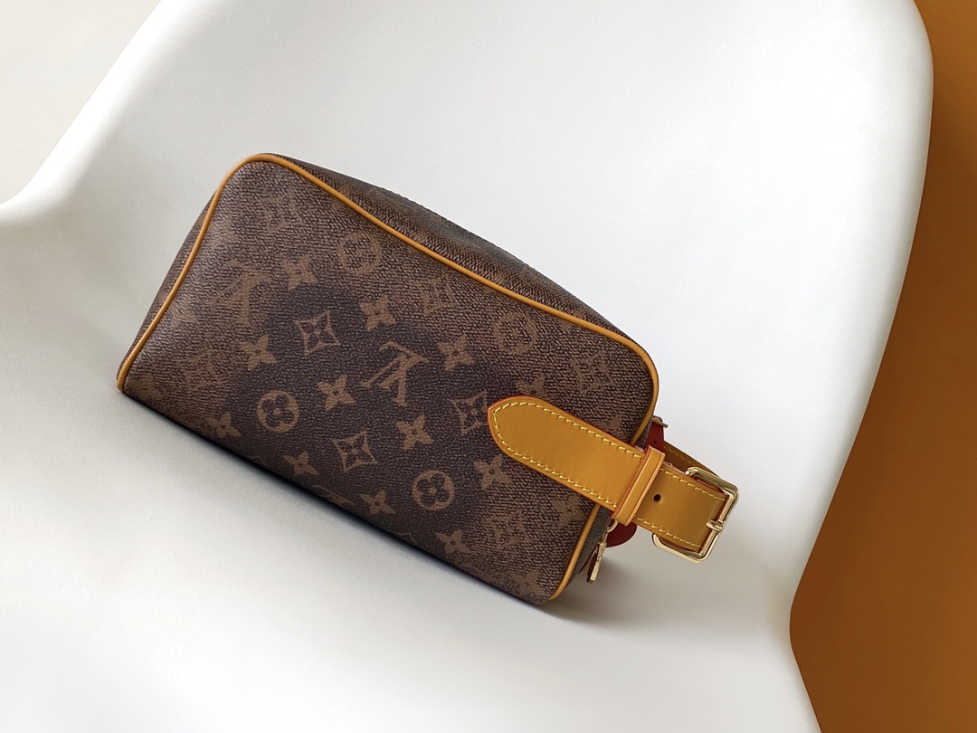 Bagsaaa L0vis Vvtt0n M11765 Locker Dopp Kit Monogram Dust - 23 x 13 x 12 cm