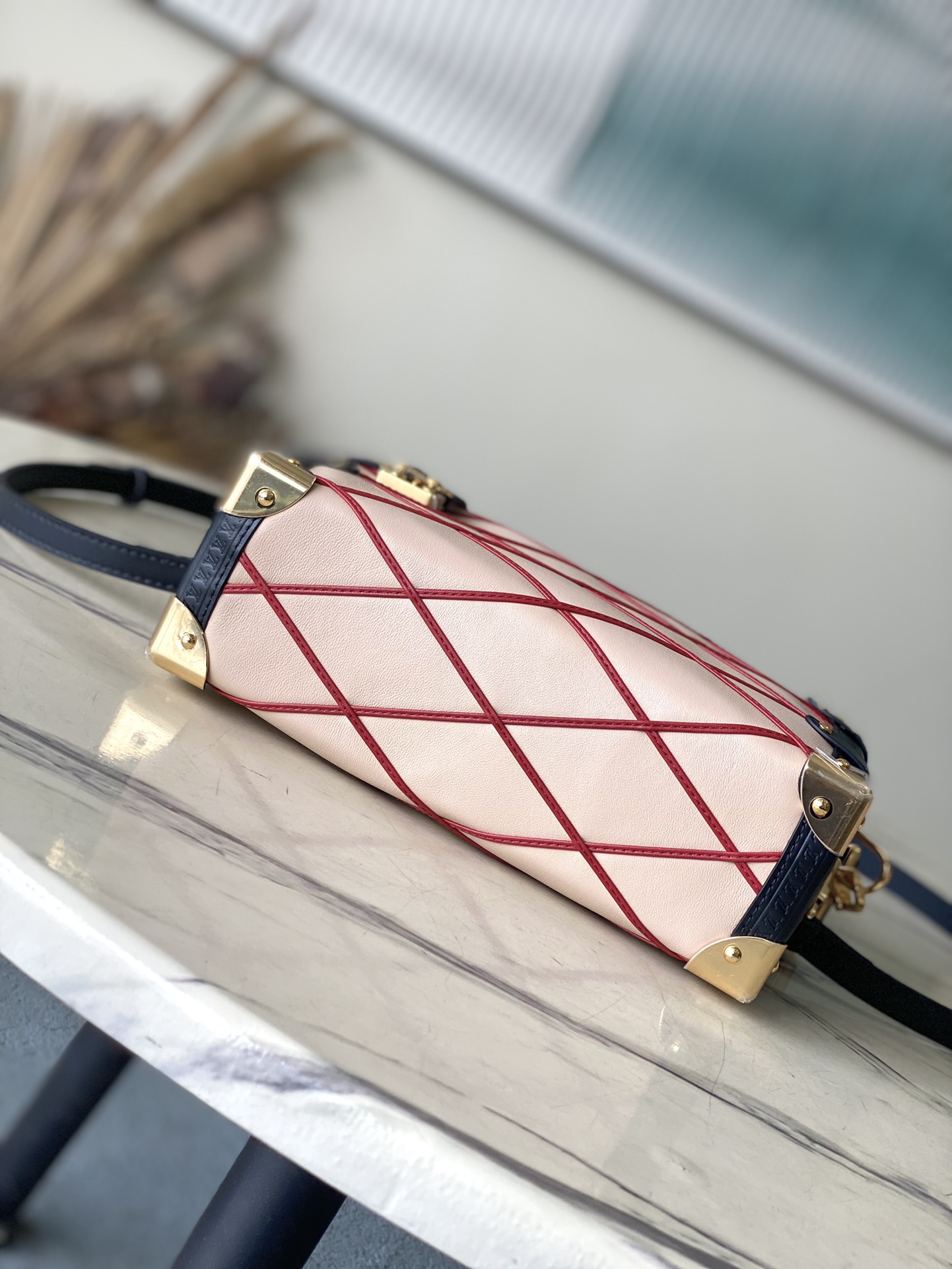 Bagsaaa L0vis Vvtt0n M24403 Side Trunk MM - 23.5cm