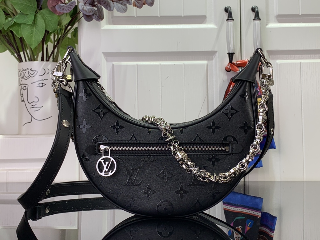 Bagsaaa L0vis Vvtt0n M11267 Loop Black - 23 x 13 x 6 cm