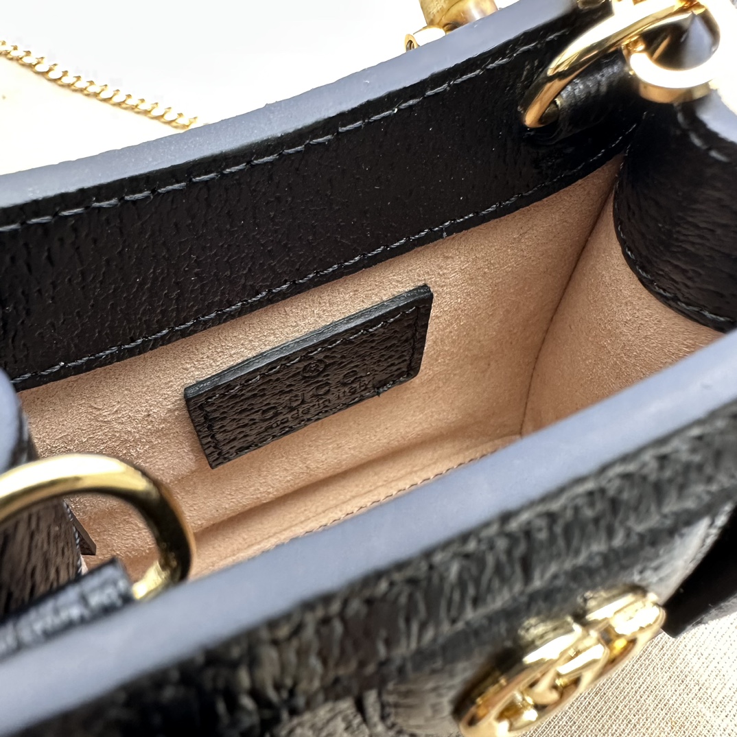 Bagsaaa Gvc*1 Diana S*per mini bag ‎760251 black - 16.5x12x6cm