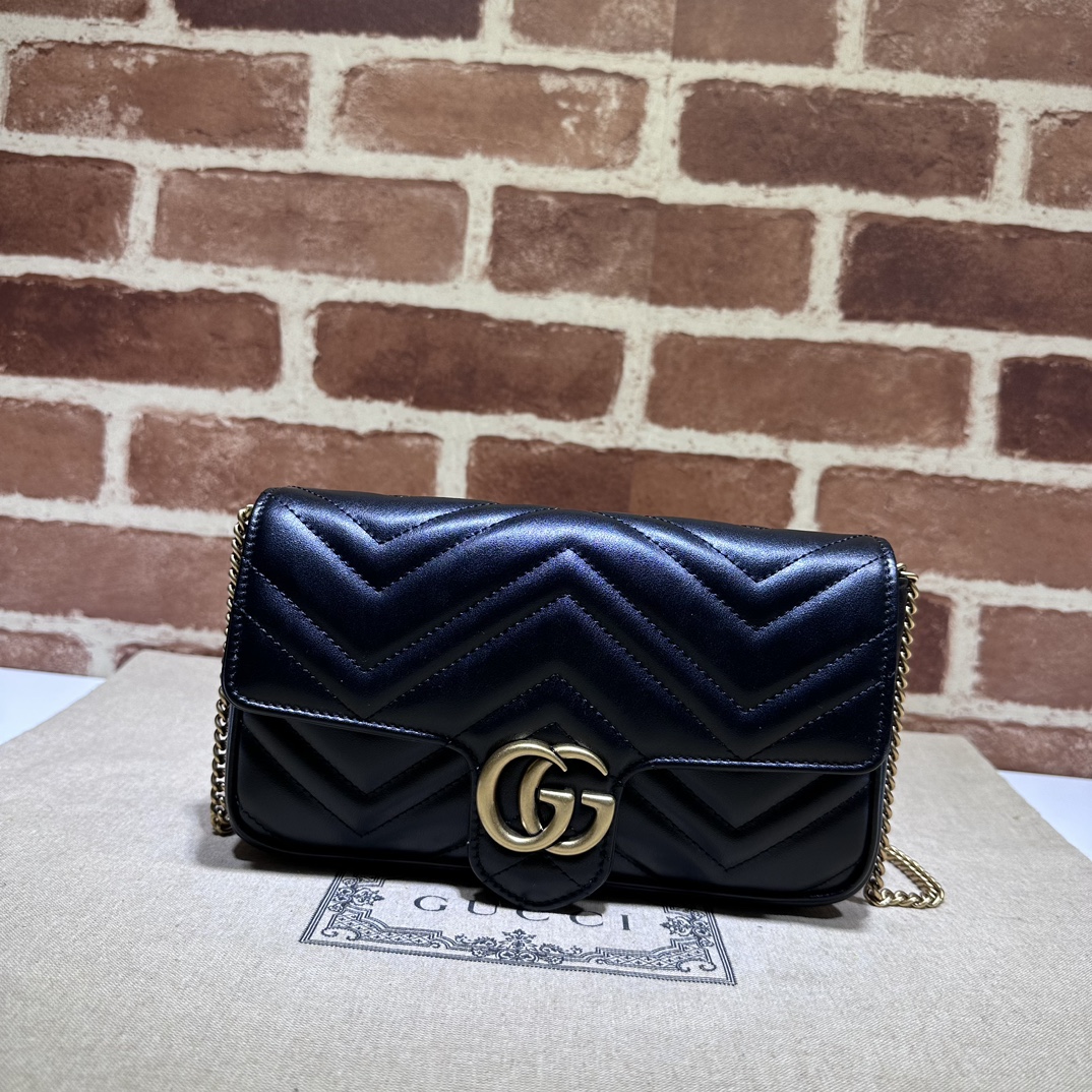 Bagsaaa Gvc*1 GG Marmont mini bag ‎751526 black - 21x12x5cm