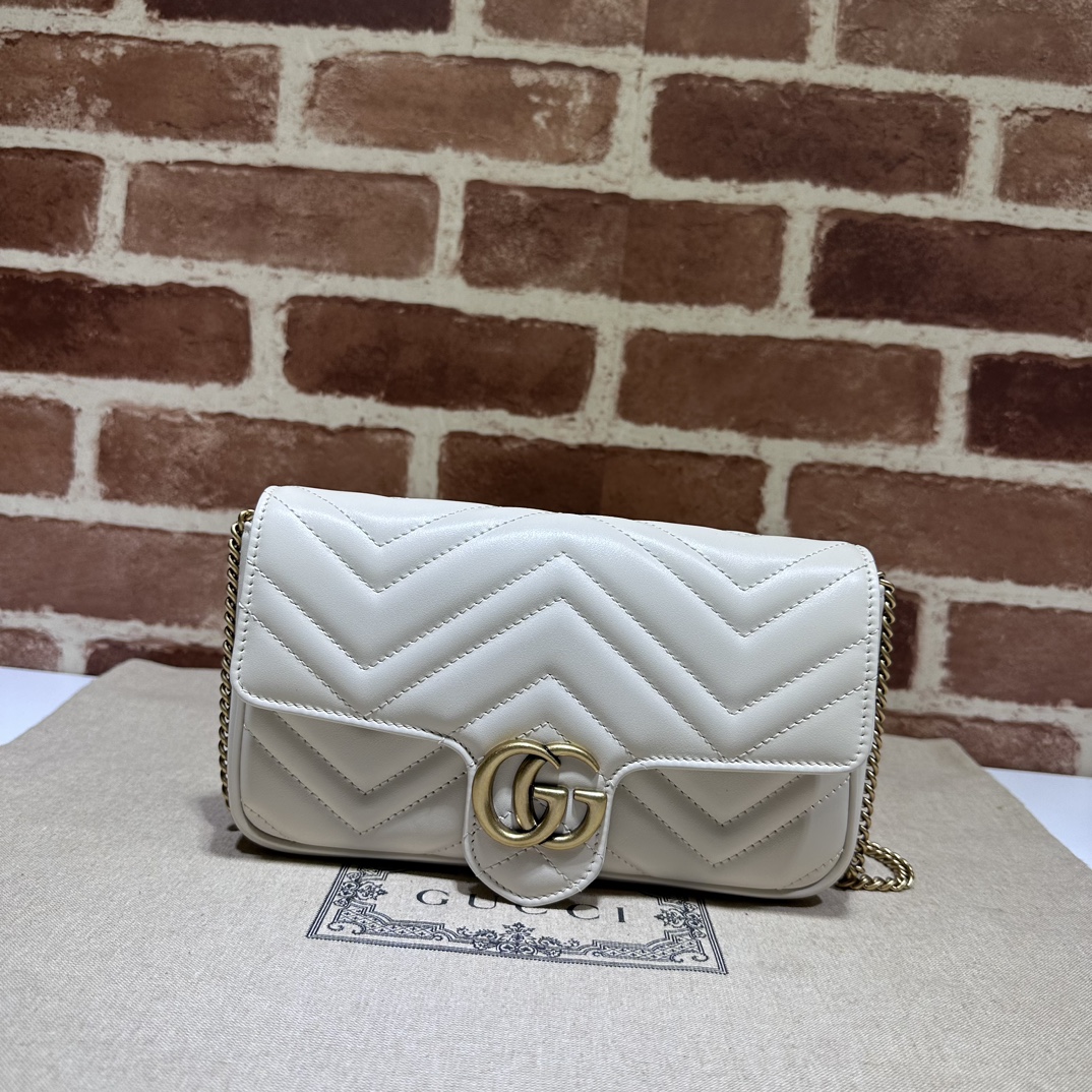 Bagsaaa Gvc*1 GG Marmont mini bag ‎751526 white - 21x12x5cm