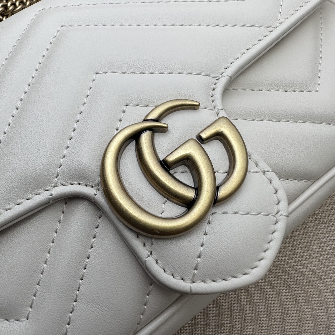 Bagsaaa Gvc*1 GG Marmont mini bag ‎751526 white - 21x12x5cm