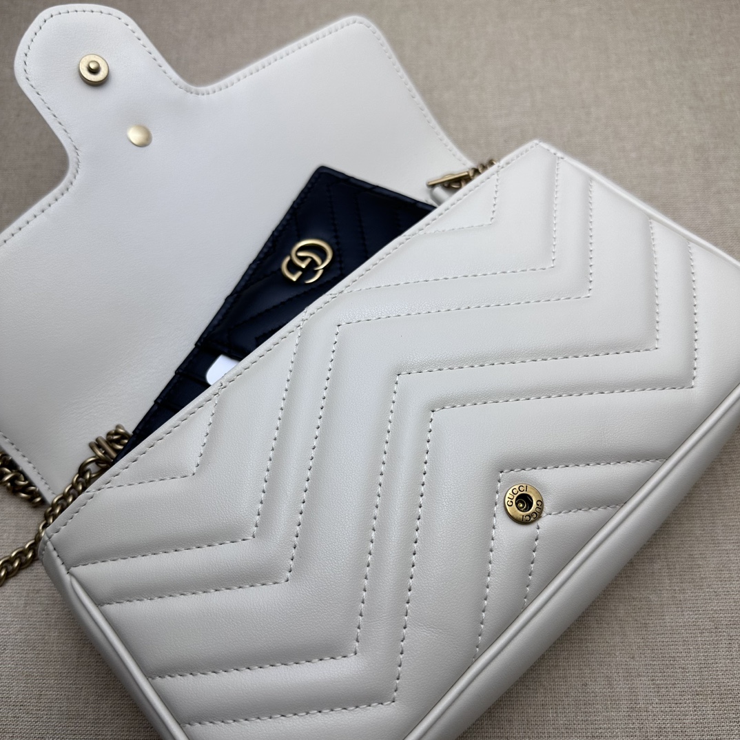 Bagsaaa Gvc*1 GG Marmont mini bag ‎751526 white - 21x12x5cm