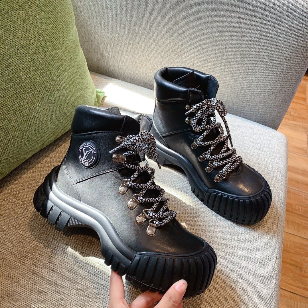 Bagsaaa L0vis Vvtt0n Ruby Flat Ranger Black