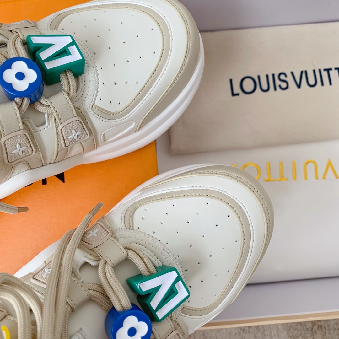 Bagsaaa L0vis Vvtt0n LV Archlight Sneaker Beige