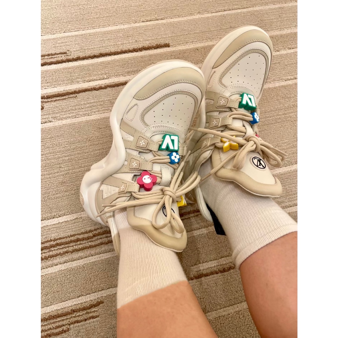 Bagsaaa L0vis Vvtt0n LV Archlight Sneaker Beige