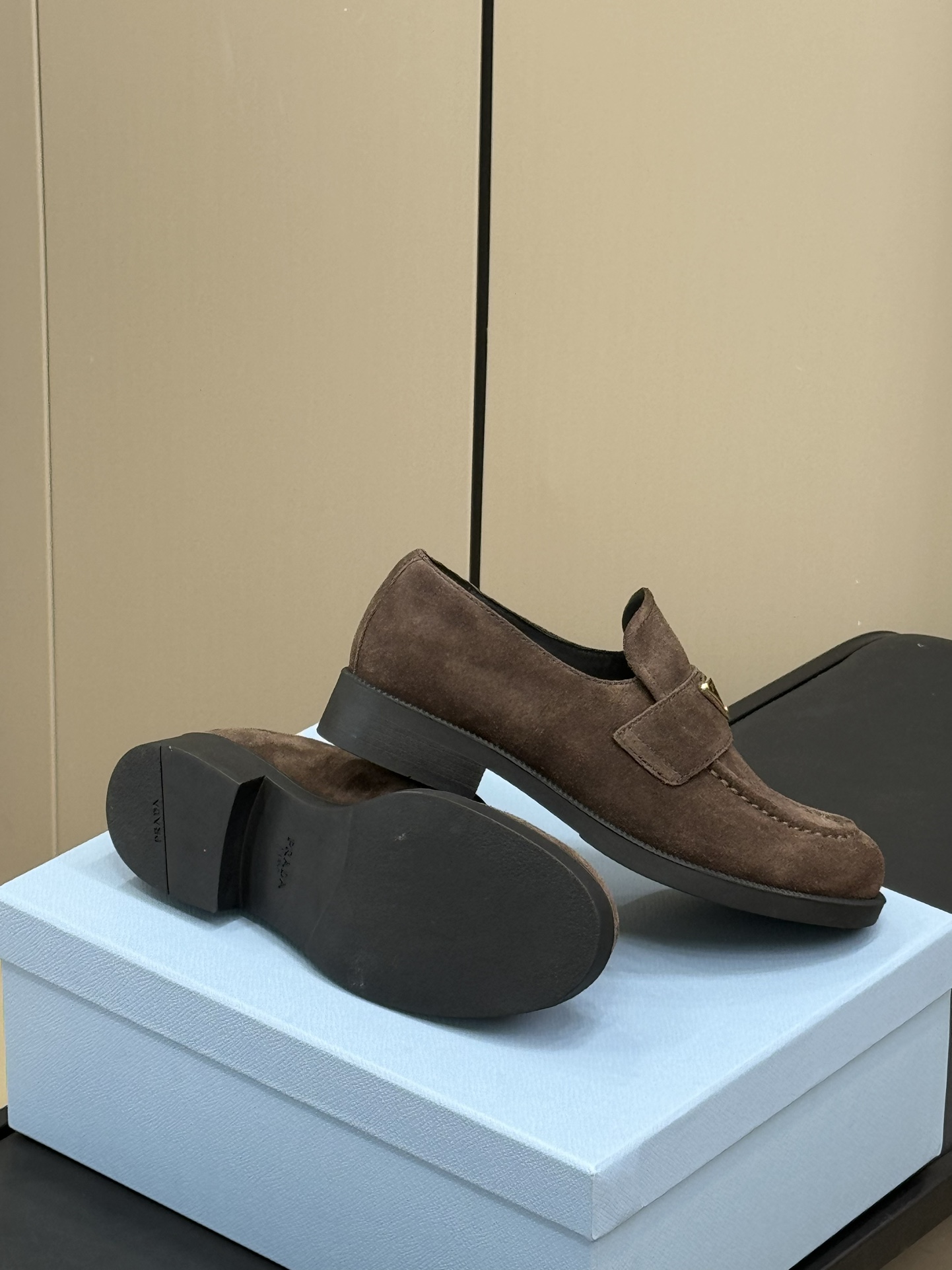Bagsaaa Pra*a Suede loafers dark brown