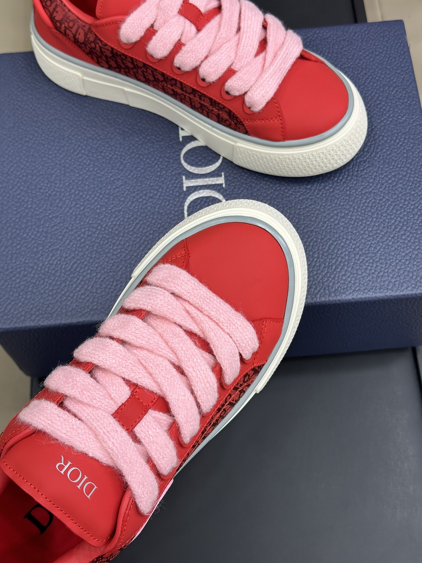 Bagsaaa D10r B33 Sneaker Red Smooth Calfskin and Red D10r Oblique Jacquard