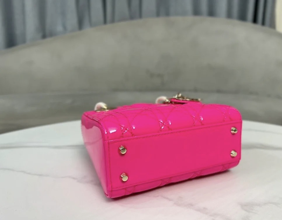 Bagsaaa D10r Small Lady Hot Pink Patent & Gold Hardware - 20×17×8cm