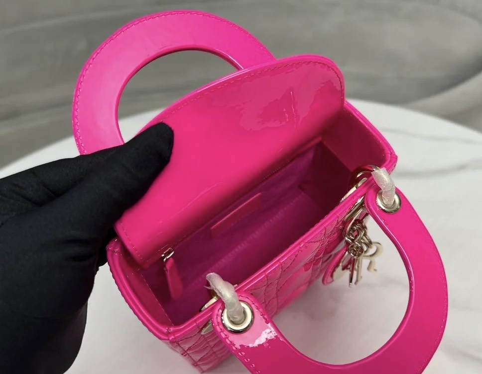 Bagsaaa D10r Small Lady Hot Pink Patent & Gold Hardware - 20×17×8cm