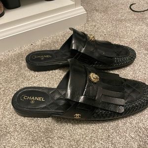 Bagsaaa Ch**el Black Braided Leather Lion Fringe Flat Mules