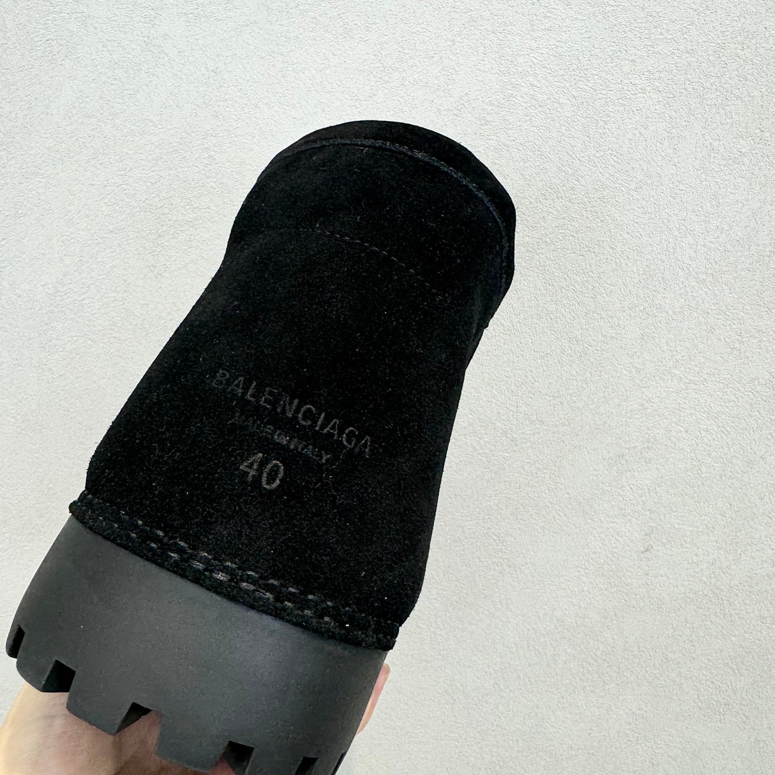 Bagsaaa Ba1en*iaga Alaska Fur Bootie in black