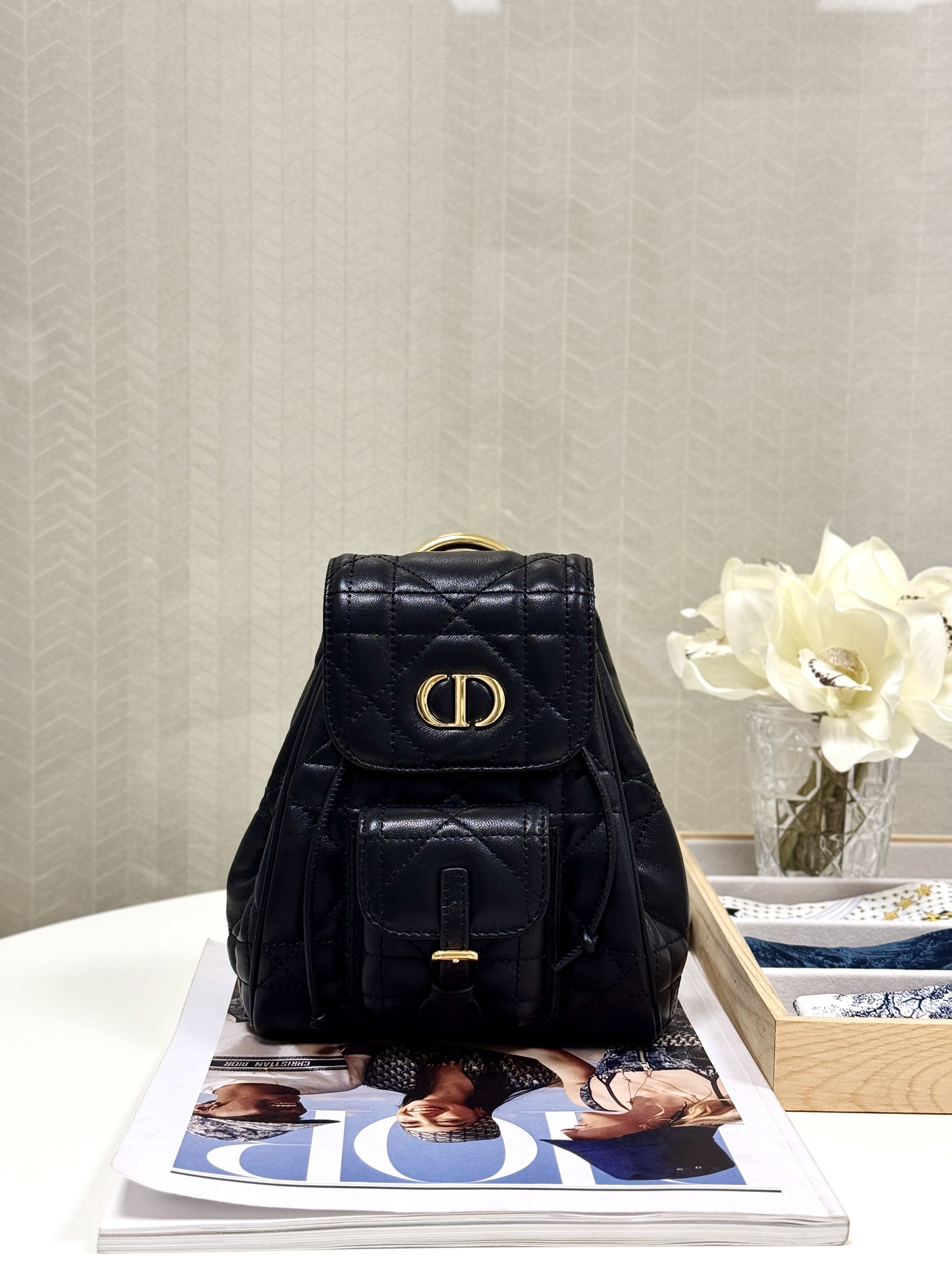 Bagsaaa Small D10r Caro Backpack Black Macrocannage Lambskin - 19.5 x 18.5 x 8.5 cm