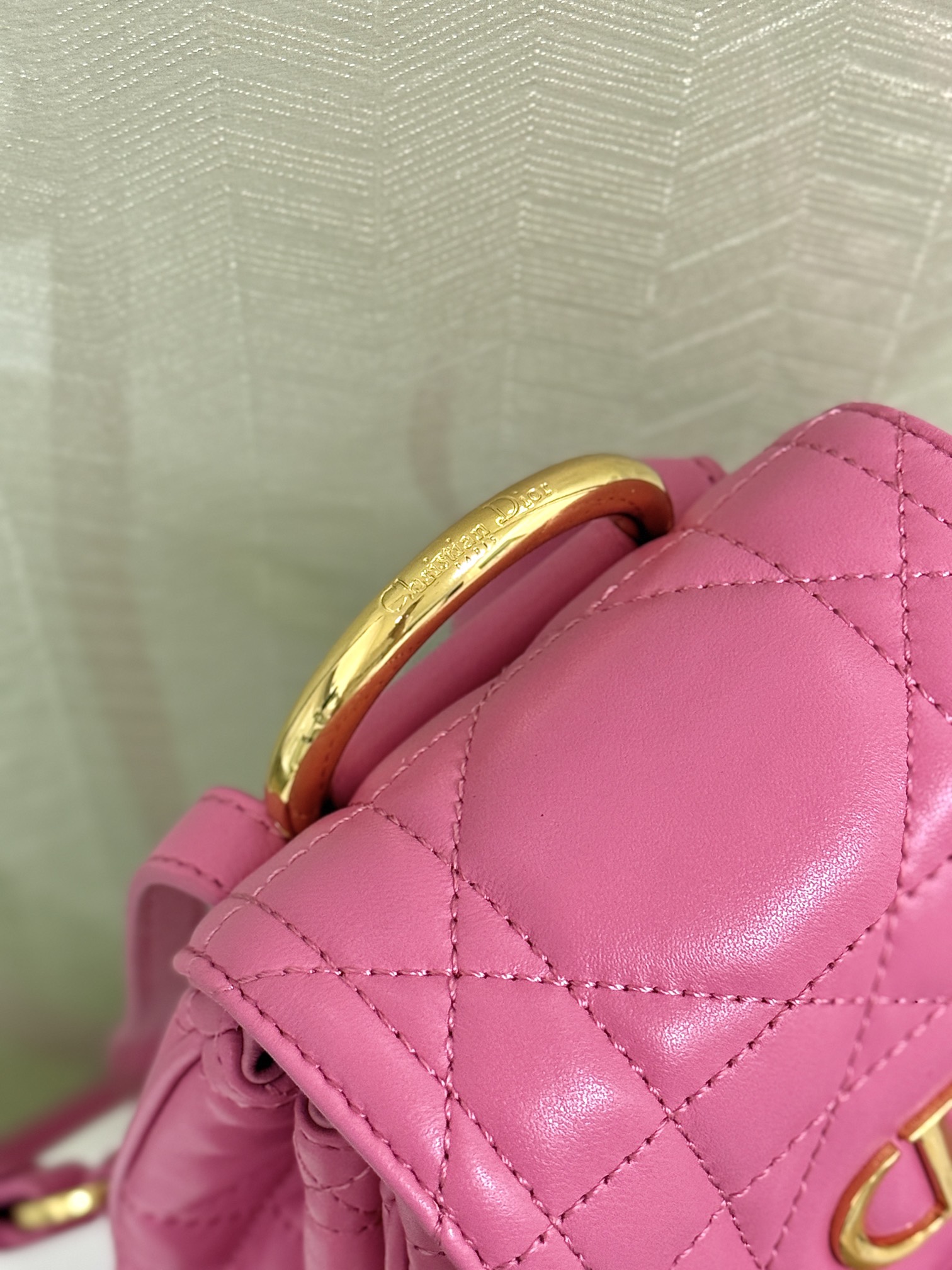 Bagsaaa Small D10r Caro Backpack Hydrangea Pink Macrocannage Lambskin - 19.5 x 18.5 x 8.5 cm